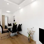Haus 33