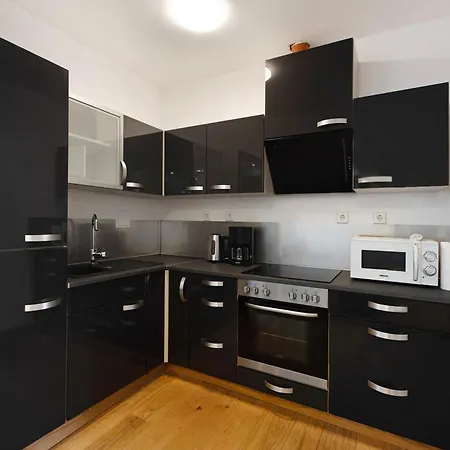 Semesterbostad Haus 33 *
